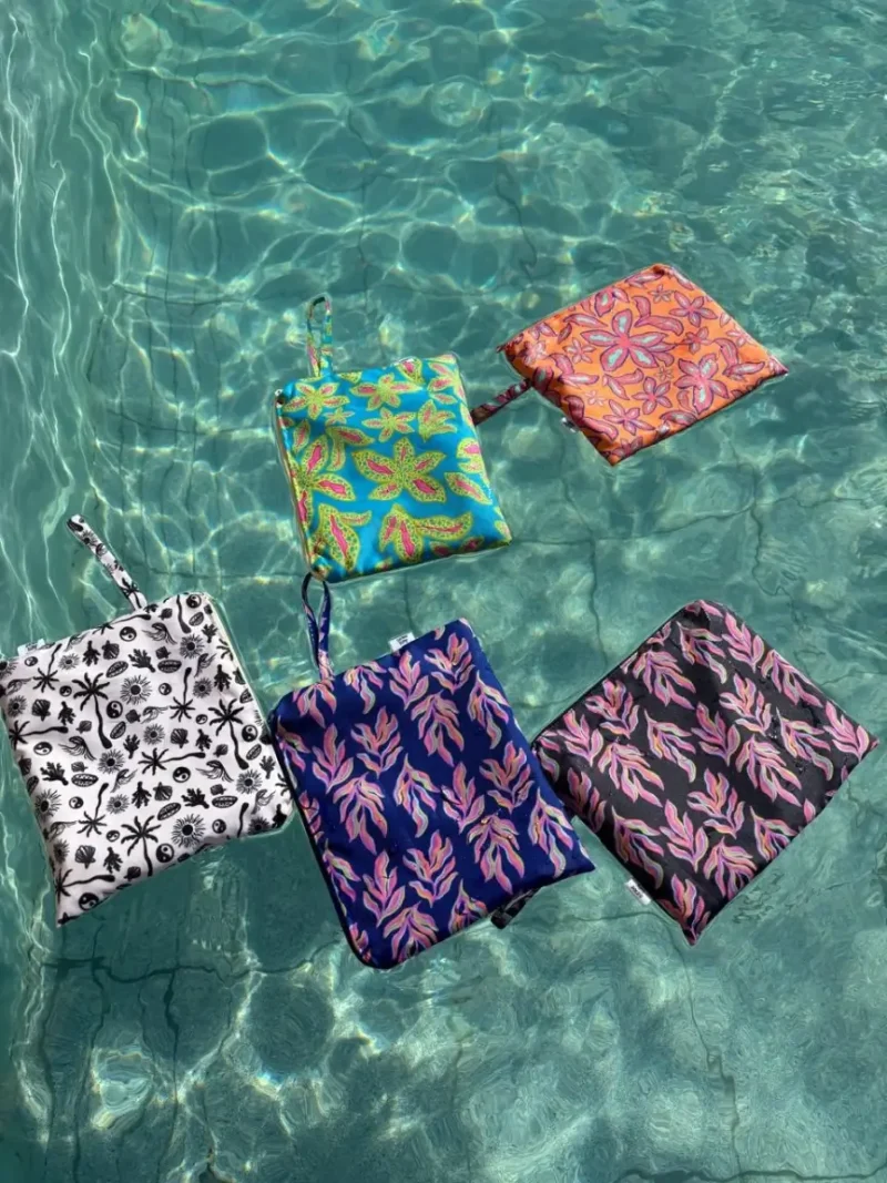 estuche ilustrado resistente al agua anto boetto